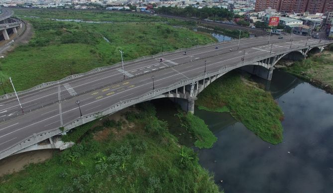 大里市內新橋改建工程