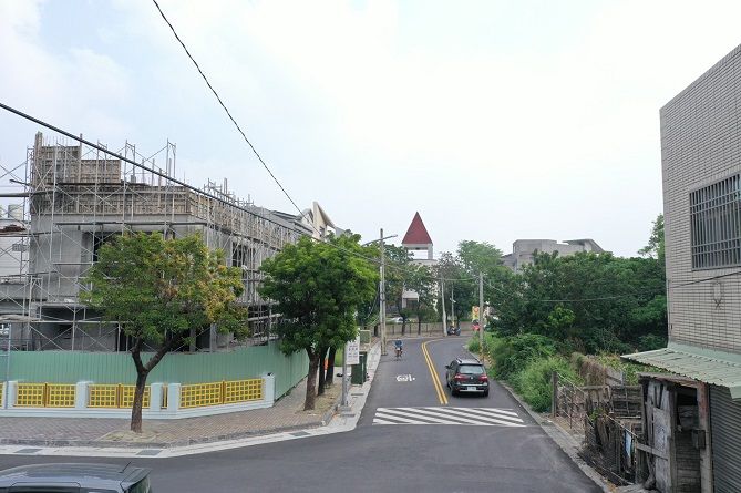 雲林縣麥寮鄉麥寮國小人行環境及景觀改善工程